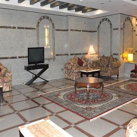 Refaaf Al Azizia Hotel La Meca Exterior foto